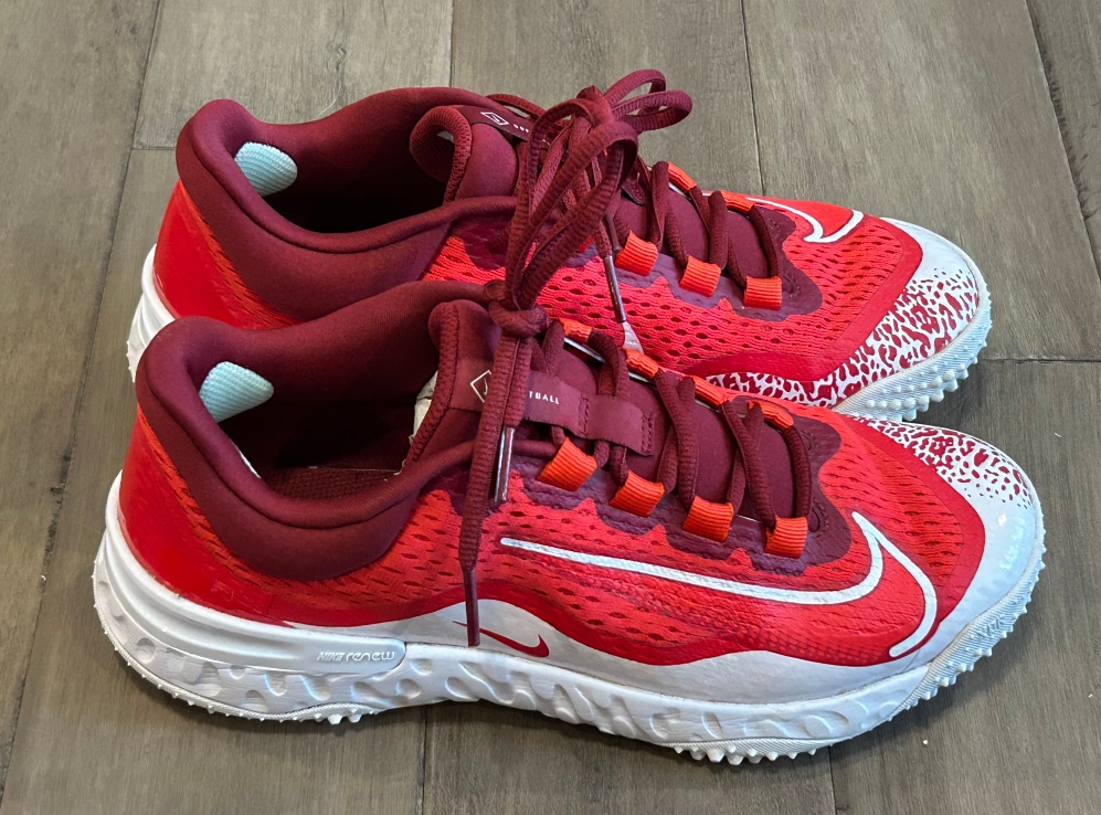 Size 7 Women’s Nike Alpha Huarache Elite 4 Red Softball Turf Shoes