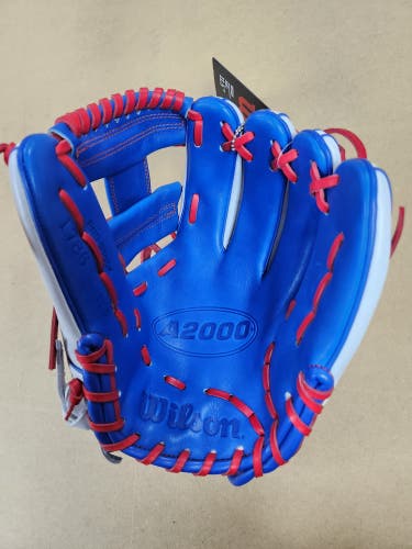 New Wilson July 2022 GOTM Right Hand Throw Infield A2000 Baseball Glove 11.5"