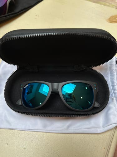 Black/blue Shred Sunglasses