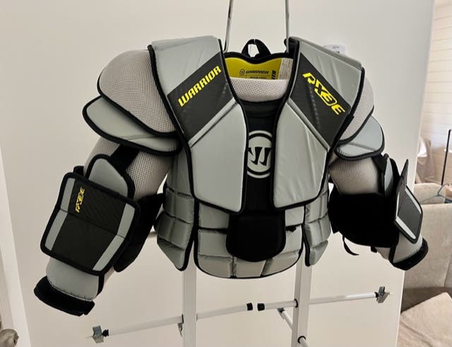 New Large Warrior RX3E+ Goalie Chest Protector