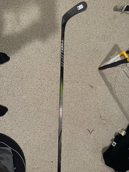 Senior Right Handed P92 Vapor Hyperlite 2 Hockey Stick (never Used)