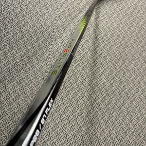 Bauer Hyperlite 2 87 flex P28 curve left hand sticks