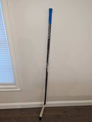 Used Senior Bauer Right Handed Vapor 3X Hockey Stick 87 Flex