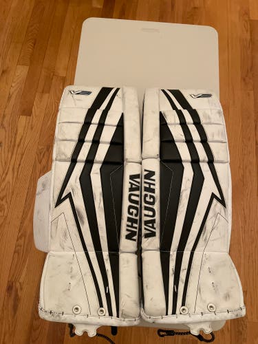 Used 28”+2” Vaughn Velocity V9 Goalie Leg Pads