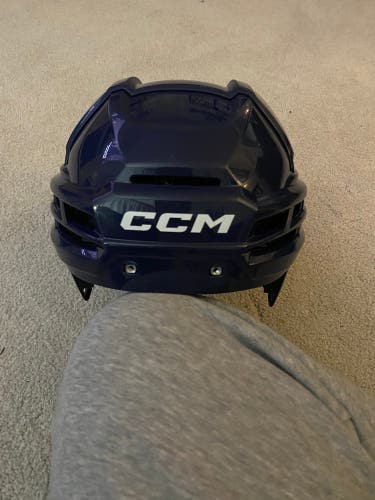 Used Medium CCM tacks 720 Helmet