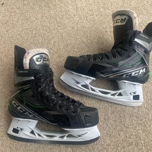 Used Junior CCM RibCor 68K Hockey Skates Regular Width Size 4