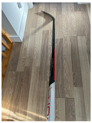 Senior LEFT Handed P92 Pro Stock Vapor Hyperlite Hockey Stick