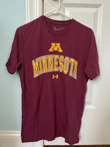 University of Minnesota Golden Gophers T Shirt Men’s Small