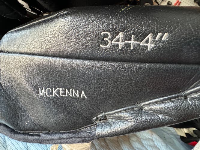 Used Bauer Total One Goalie Gloves w/ Free matching Bauer One100 Pads