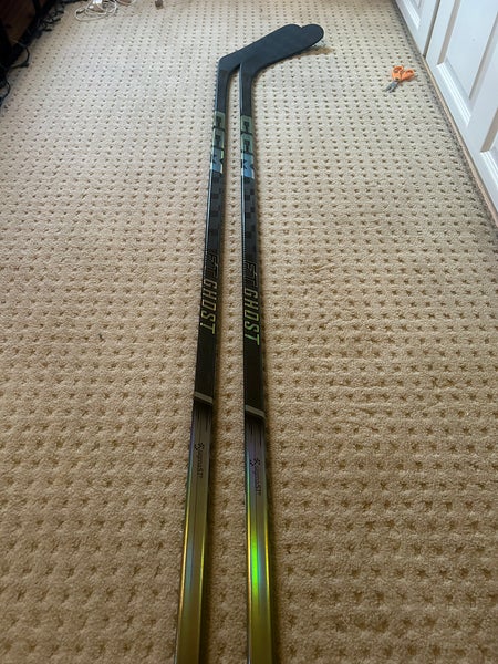 Senior Right Handed P29 FT Ghost Hockey Stick