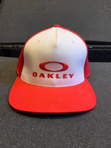 New Oakley SnapBack Hat