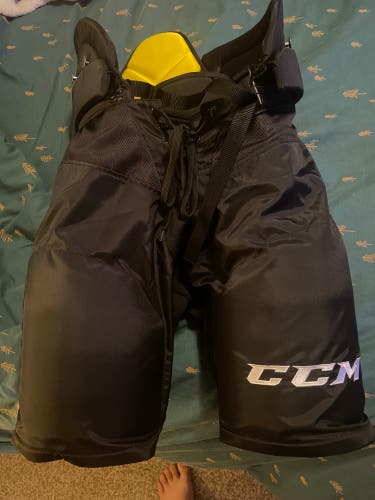 Senior Large CCM Pro Stock HPTK Hockey Pants