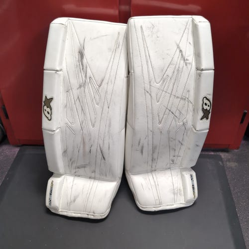 Used 27" Brian's GNETiK 8.0 Goalie Leg Pads