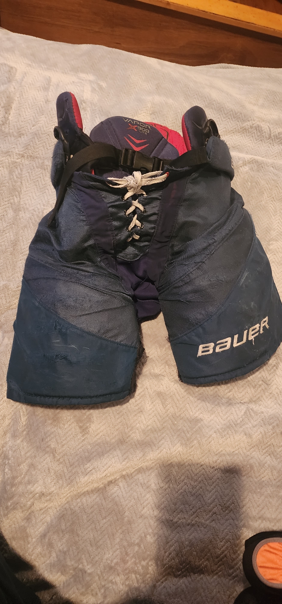 Junior Used Large Bauer Vapor X900 Hockey Pants