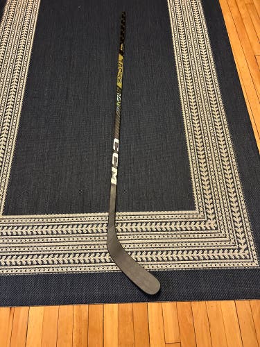Senior CCM P88  Hockey Stick