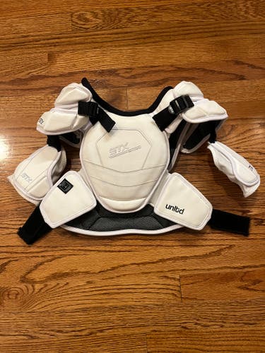 Youth Used Medium STX Shadow Shoulder Pads
