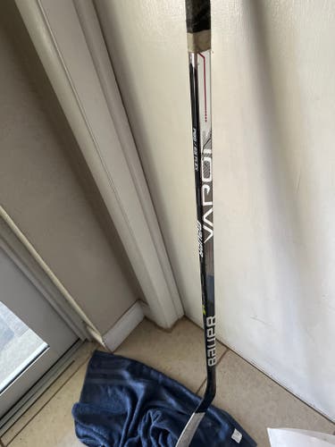 Bauer Right Handed Hockey Stick