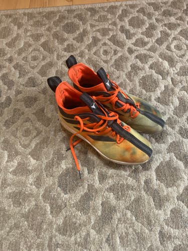 Orange Adult Men's Used Size 9.5 (Women's 10.5) Turf Cleats Adidas Low Top Adizero Afterburner