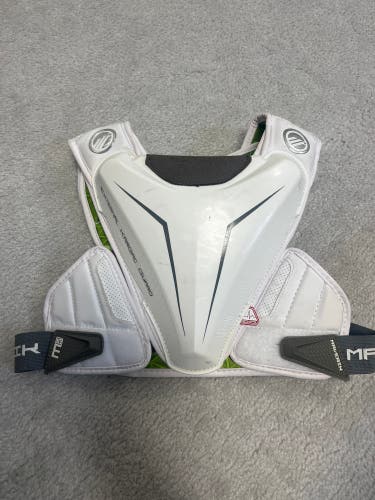 Used Small Maverik M5 Shoulder Pads