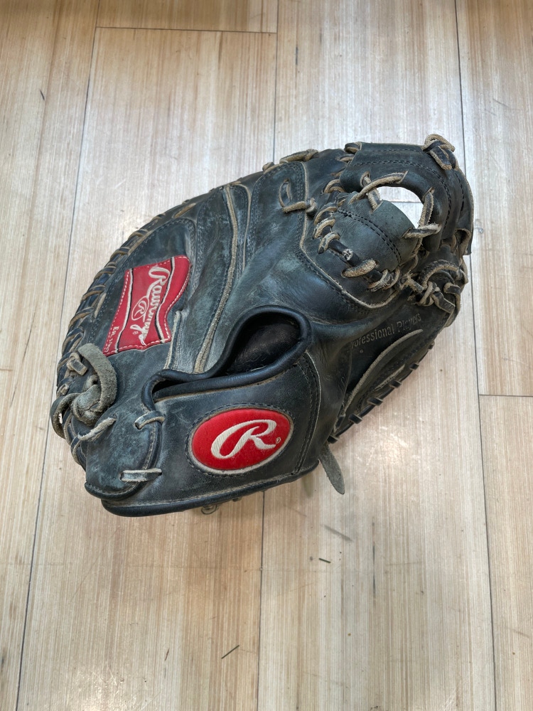 Black Used Rawlings RTD Right Hand Throw Catcher's Baseball Glove 31.5"
