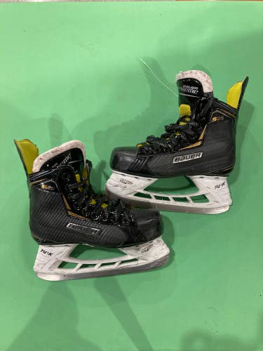 Used Junior Bauer Supreme S25 Hockey Skates Regular Width Size 2