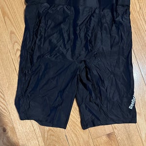 New XL Men's Reebok Compression Shorts
