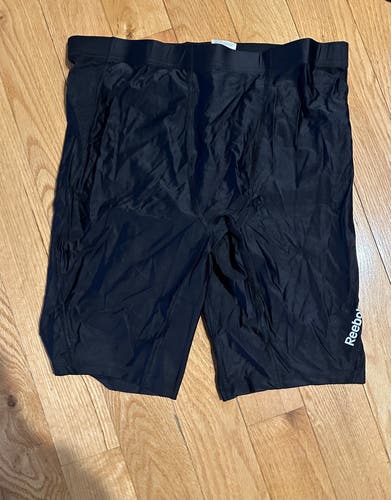 New XL Men's Reebok Compression Shorts