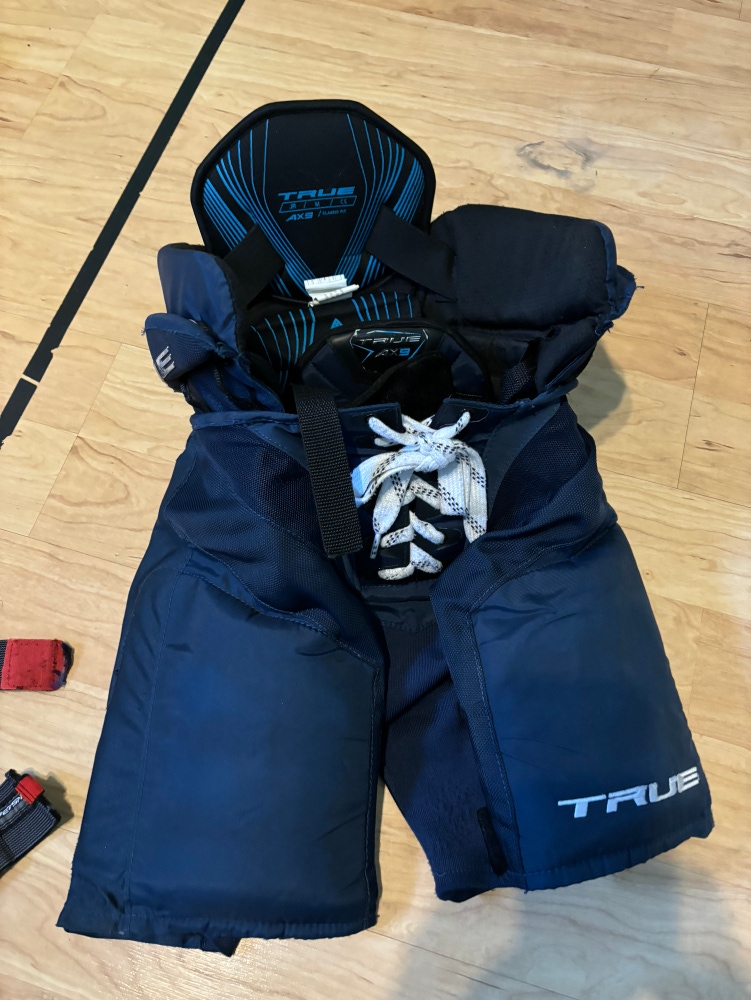 True AX9 junior Medium hockey pants