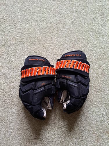 Warrior Covert QRE Gloves 14" ECHL Pro Stock