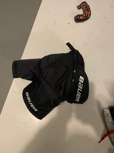 Used Medium Bauer Lil Sport Hockey Pants