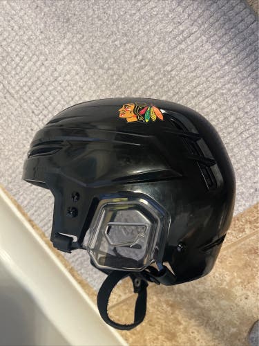 WARRIOR ALPHA ONE PRO Icehockey Helmet  Sz.large Black used