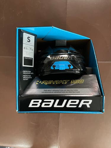 New Small Bauer Re-Akt 150 Helmet
