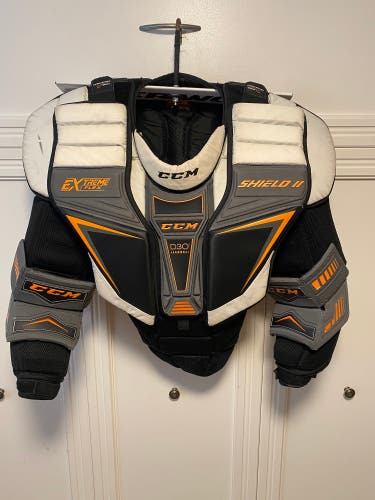 CCM Shield II C/A XL