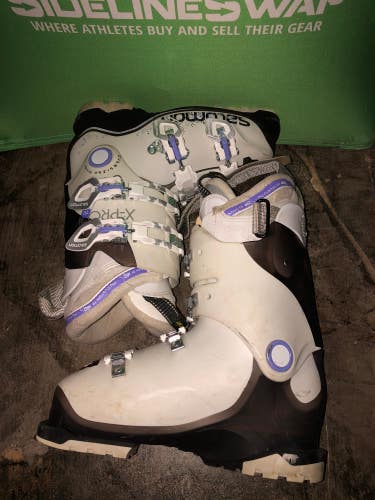 Used Women's Salomon X-Pro 70 W Ski Boots (Mondo 25/25.5 296mm)