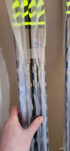 New Utah Grizzlies Warrior Pro Hockey Sticks 3-Pack Left Handed W-28 75-Flex