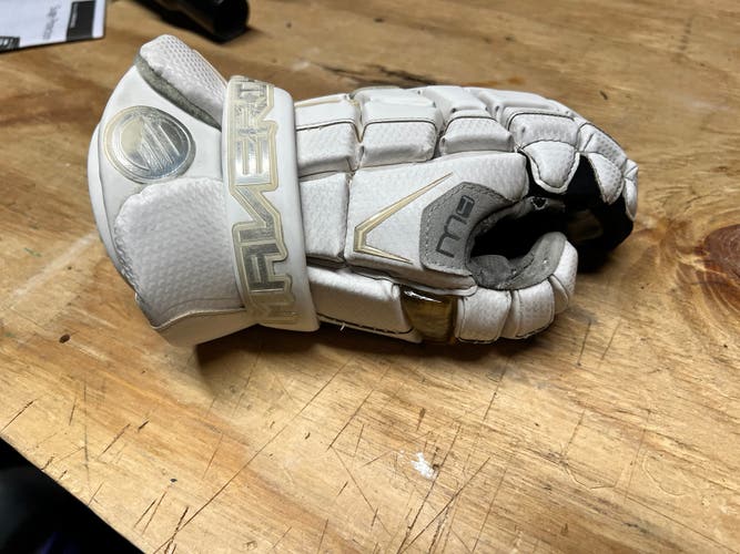 Used Maverik 12" M4 Lacrosse Glove Medium. Left hand only