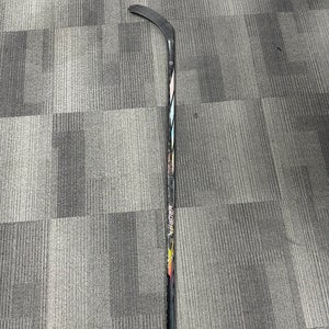 Senior Right Handed P92 77 Flex Proto-R Hockey Stick