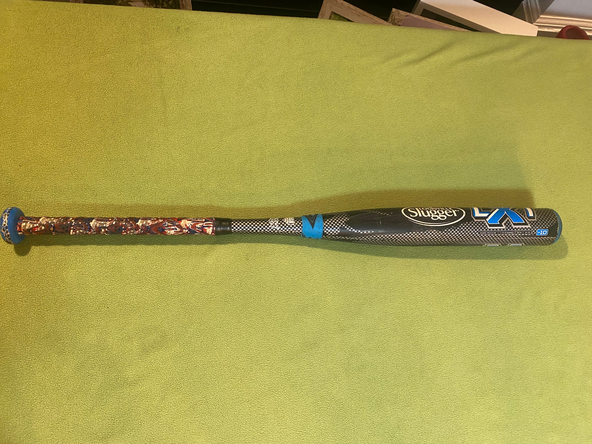 Used 2014 Louisville Slugger Composite LXT Bat (-10) 20 oz 30"