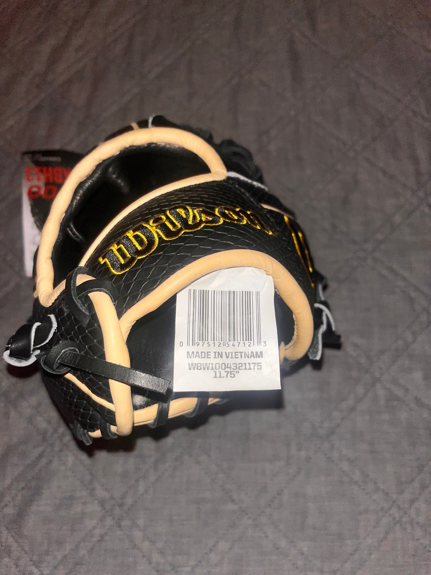 Wilson A2000 KBH13 Game Model | SidelineSwap | Buy and Sell on