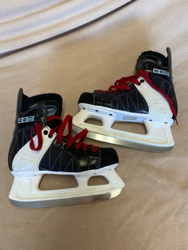 Junior Used CCM 120 Powerline Hockey Skates Size 3