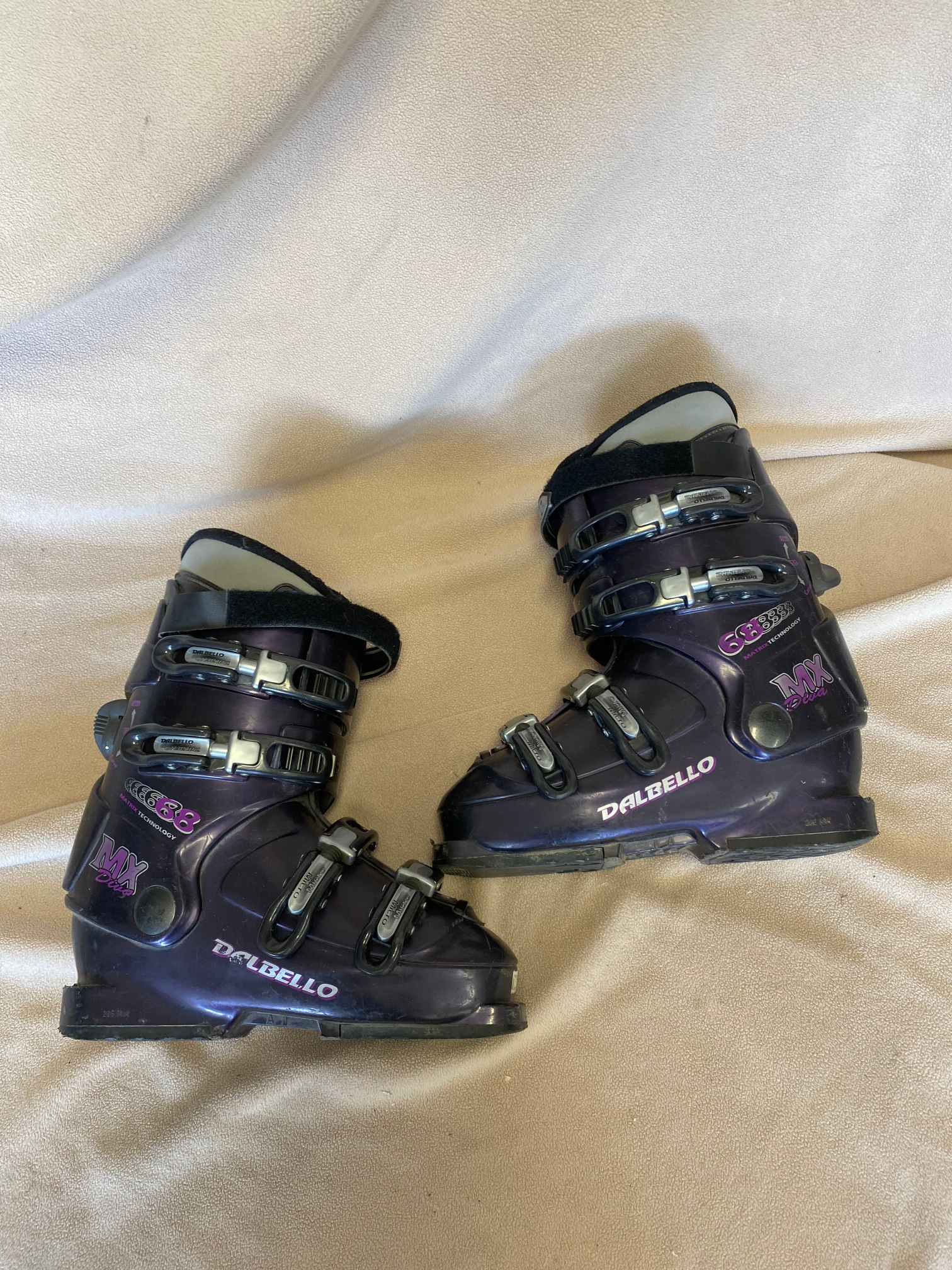 Women's Used Dalbello All Mountain MX Diva Ski Boots
