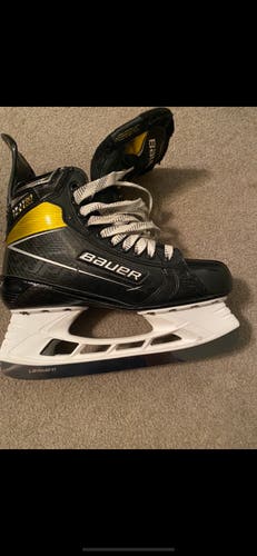 Senior Bauer  9 Supreme UltraSonic Hockey Skates