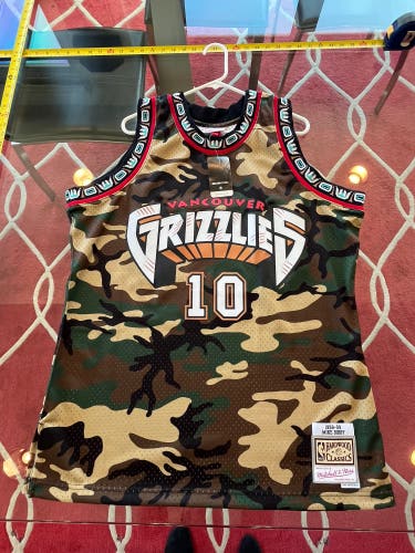 Mitchell and Ness Mike Bibby Vancouver Grizzlies Camo