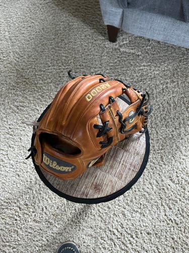 2019 Infield 11.5" A2000 Baseball Glove