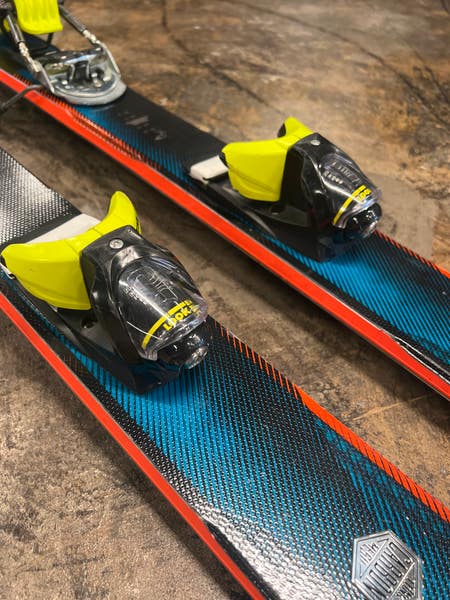 Used 176cm Atomic Vantage 90 CTi Skis With Bindings | SidelineSwap
