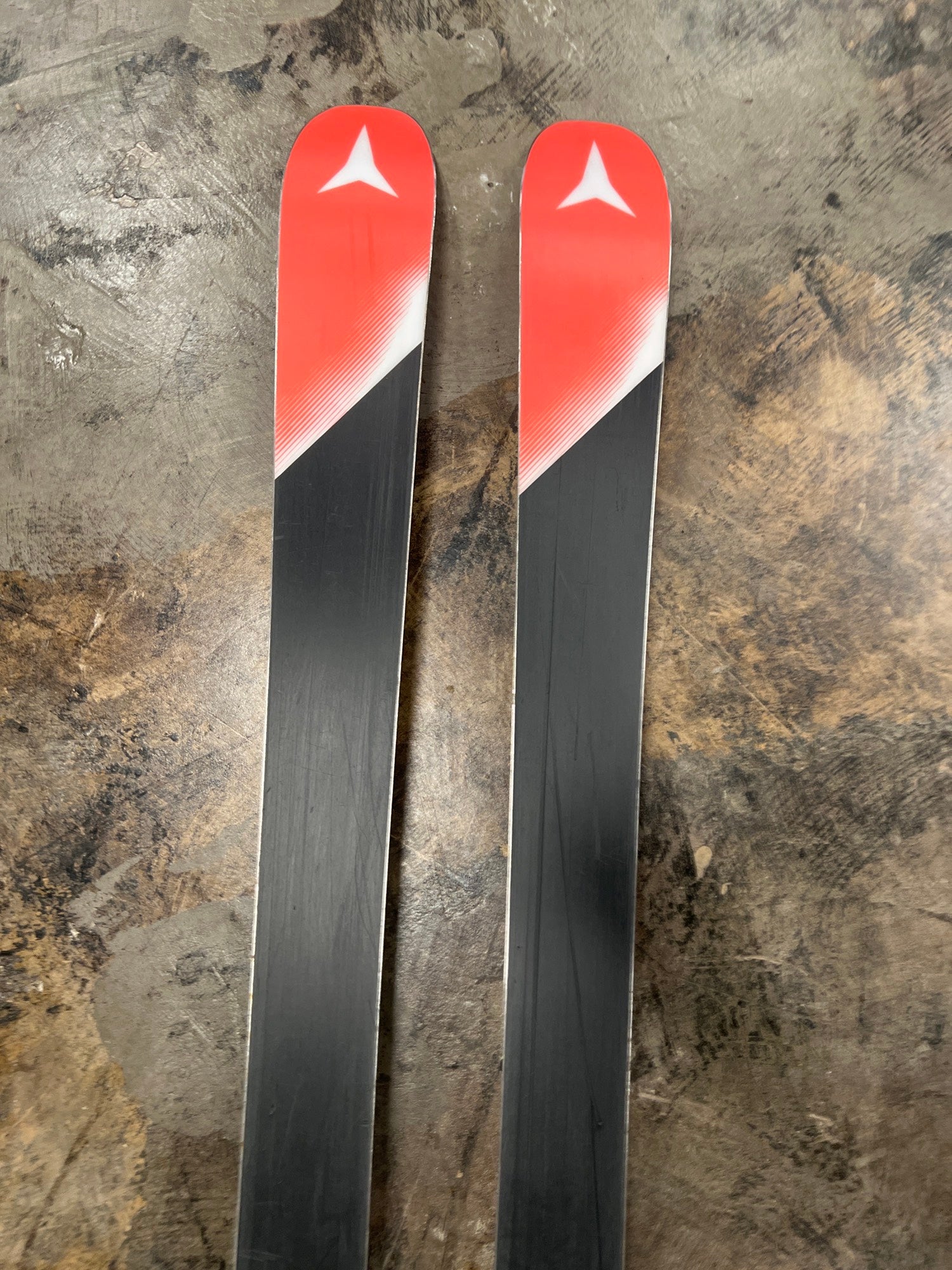 Used 176cm Atomic Vantage 90 CTi Skis With Bindings | SidelineSwap