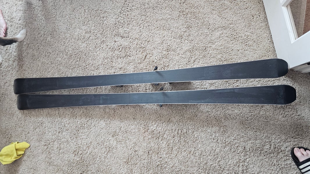 Used 2021 K2 All Mountain 174 cm Apache Pro Skis With Bindings Max Din 10