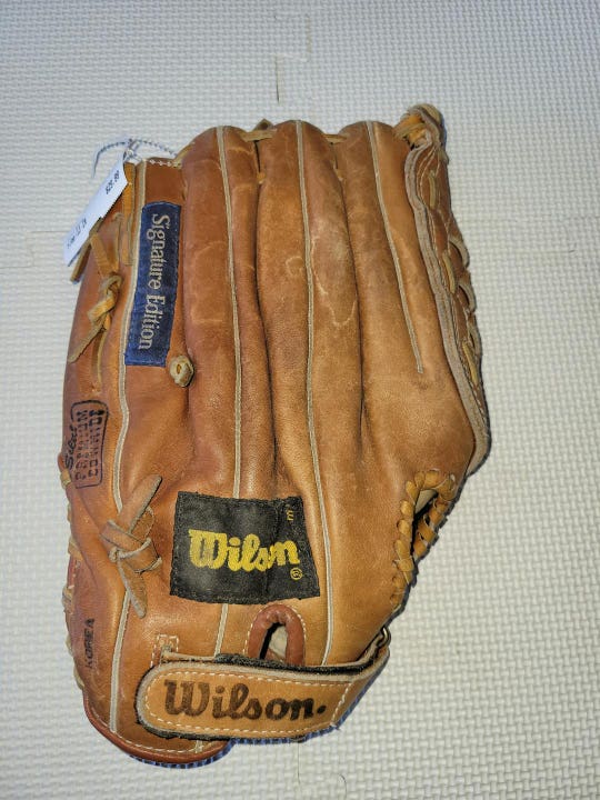 Used Wilson Signature Bb Glove 13" Fielders Gloves