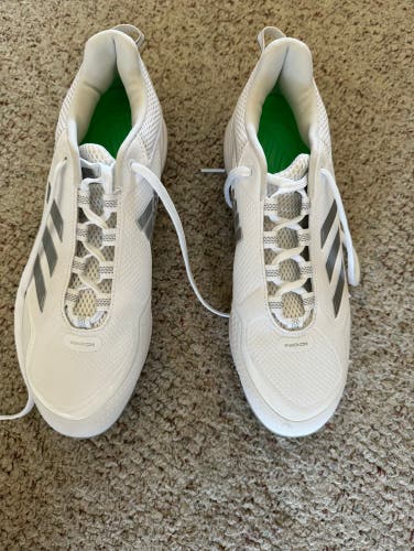 White Men's Metal Low Top Icon 7