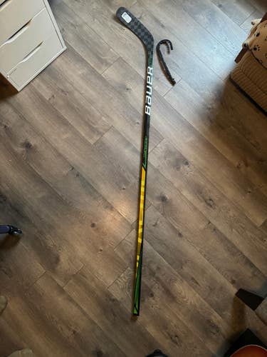 Senior Used Left Hand Bauer Supreme UltraSonic Hockey Stick P88
